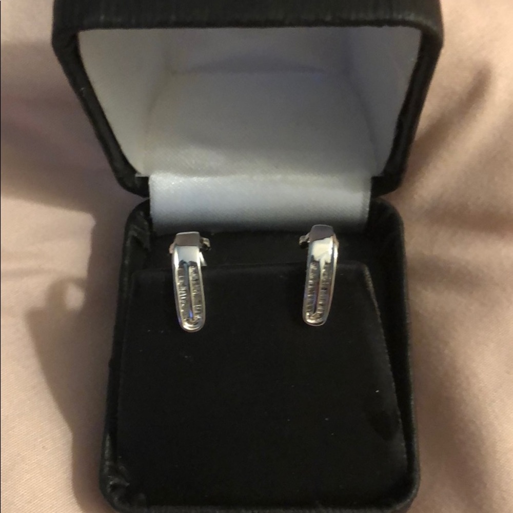 White Gold Baguettes Earrings
